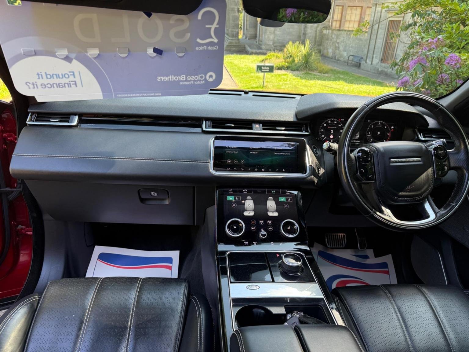 Land Rover Range Rover Velar