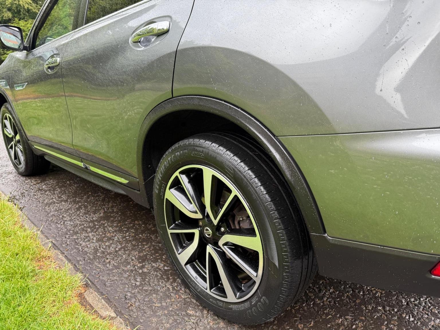 Nissan X Trail