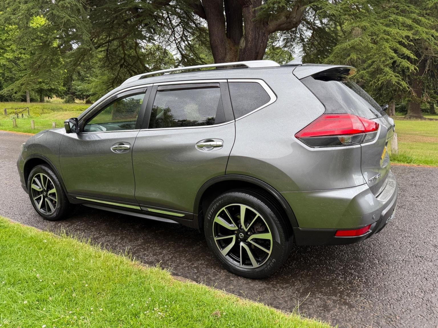 Nissan X Trail