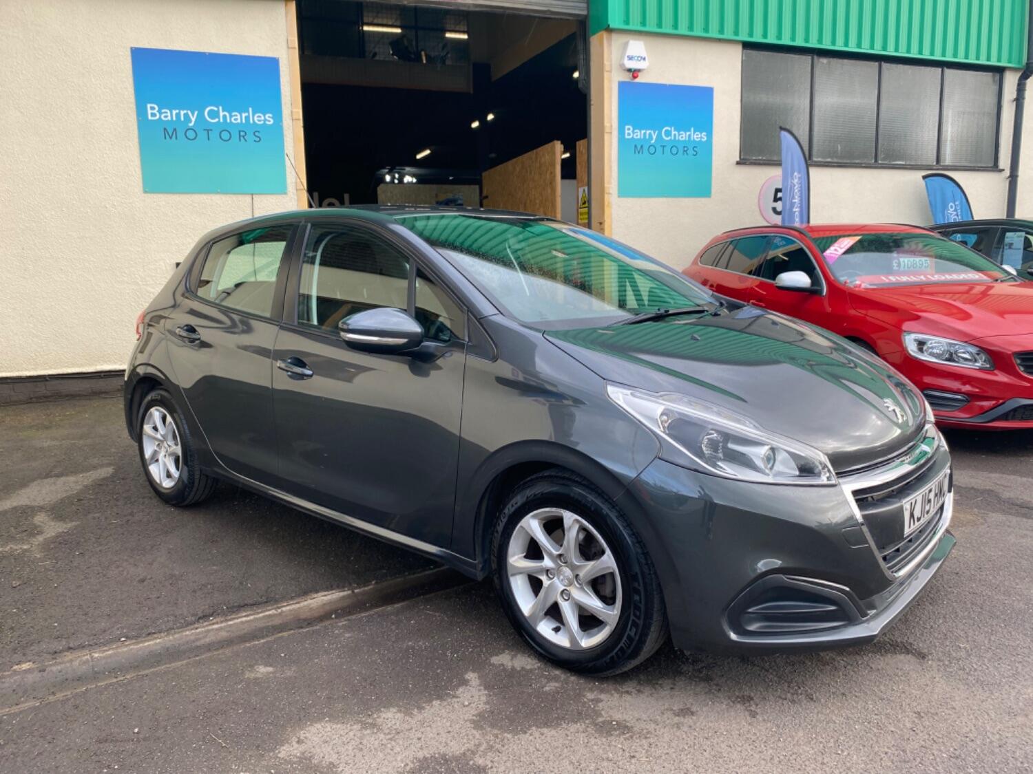 Peugeot 208