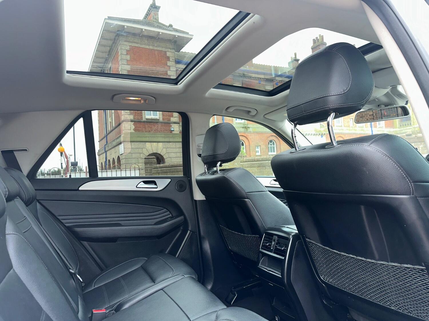 Mercedes Benz GLE-CLASS