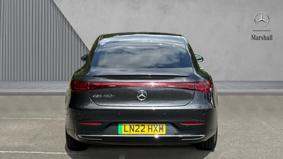 Mercedes Benz EQS