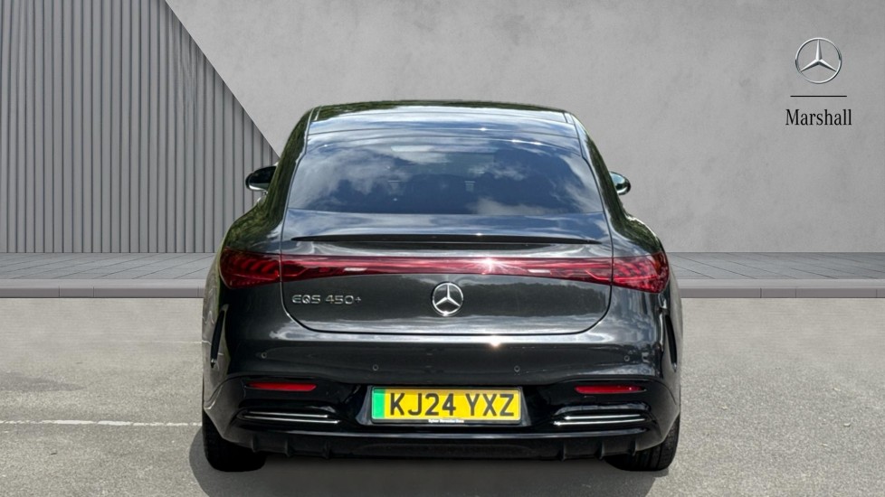 Mercedes Benz EQS