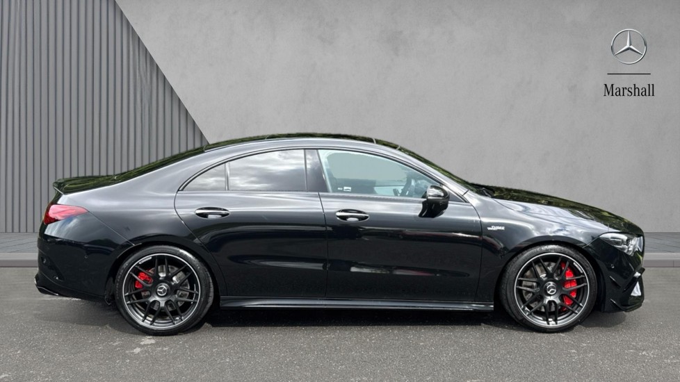 Mercedes Benz CLA