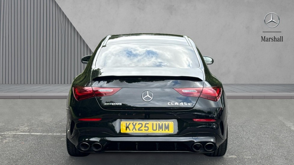 Mercedes Benz CLA