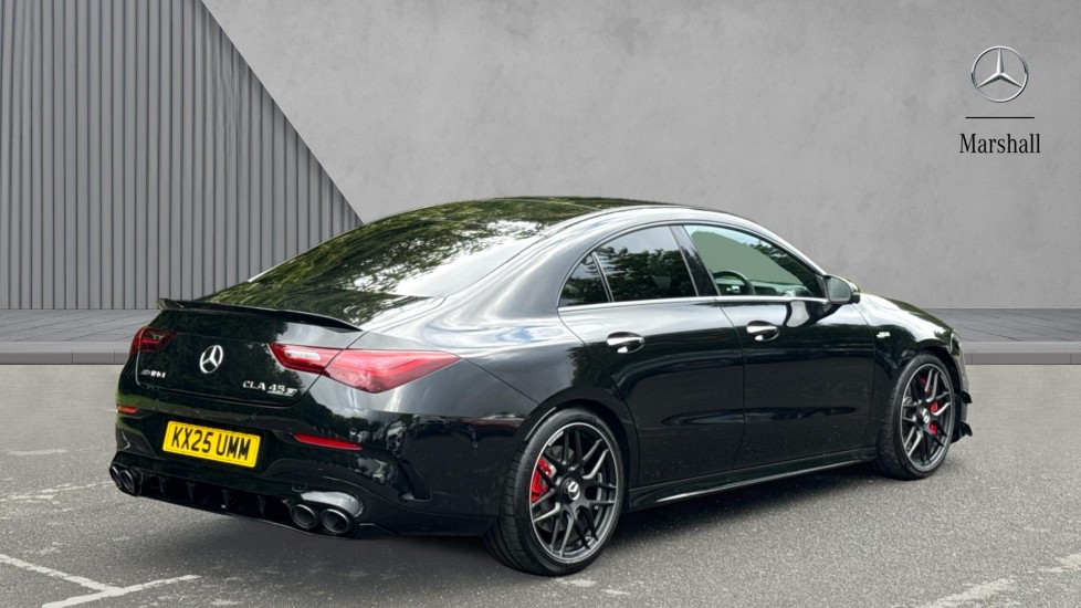 Mercedes Benz CLA