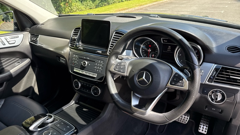 Mercedes Benz GLE-CLASS