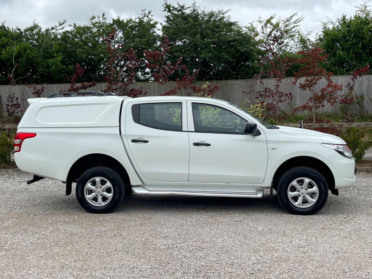 Mitsubishi L200