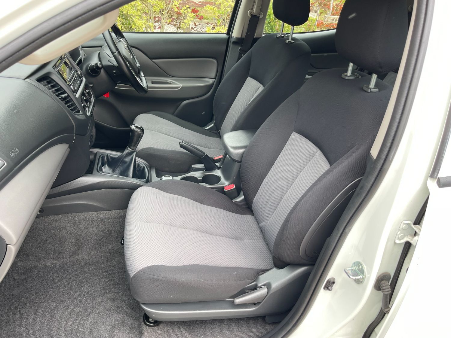 Mitsubishi L200
