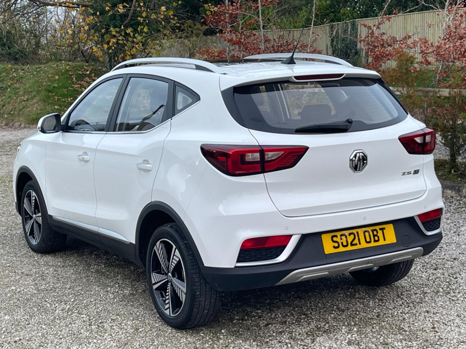 MG ZS