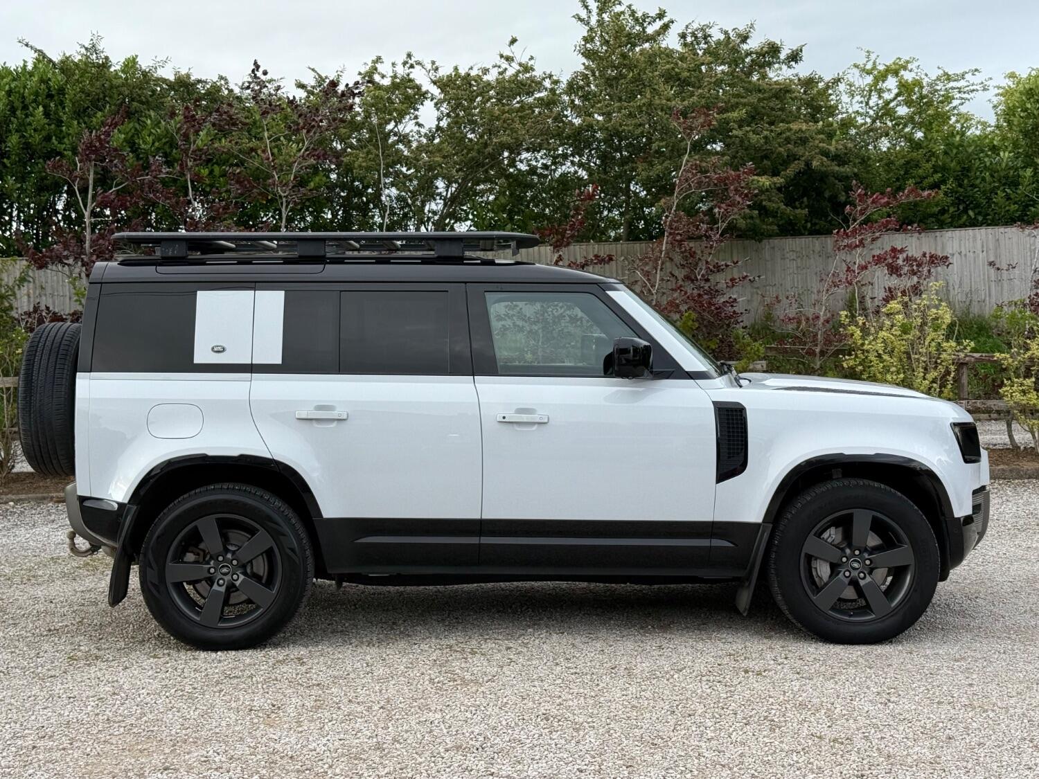 Land Rover 110