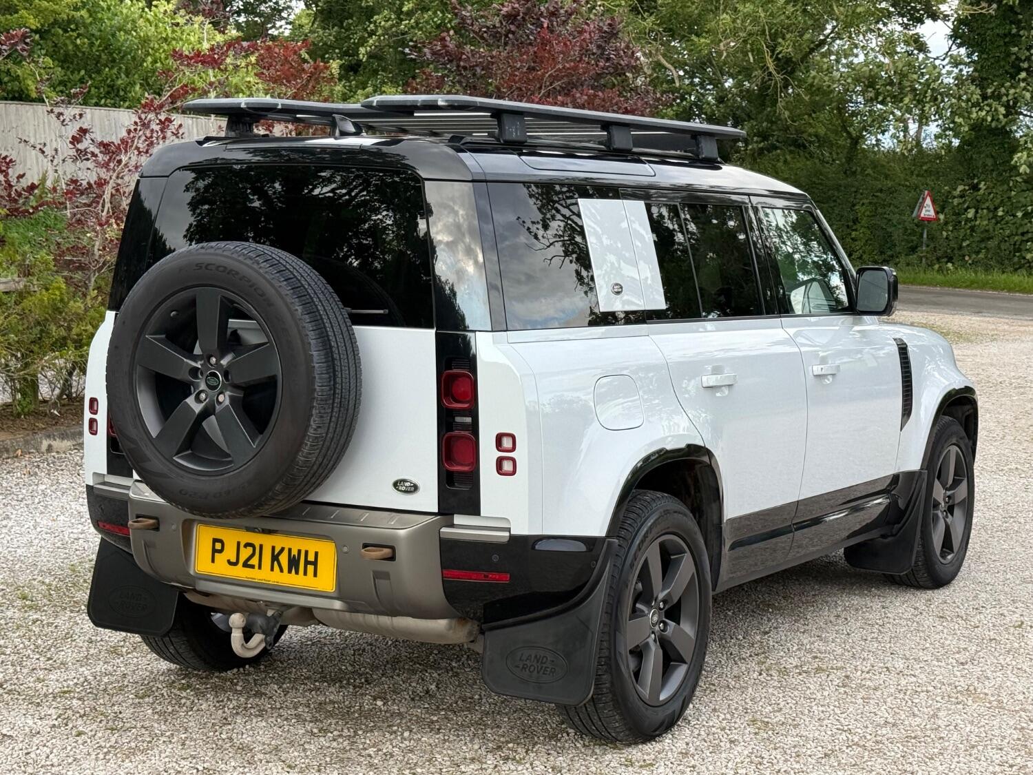 Land Rover 110