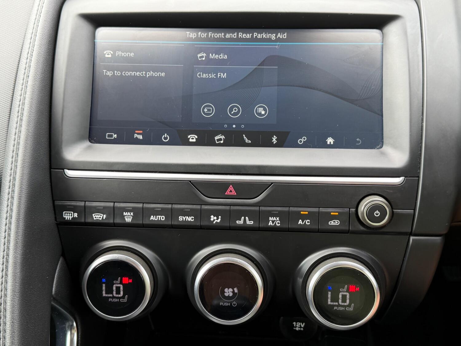 Jaguar E Pace