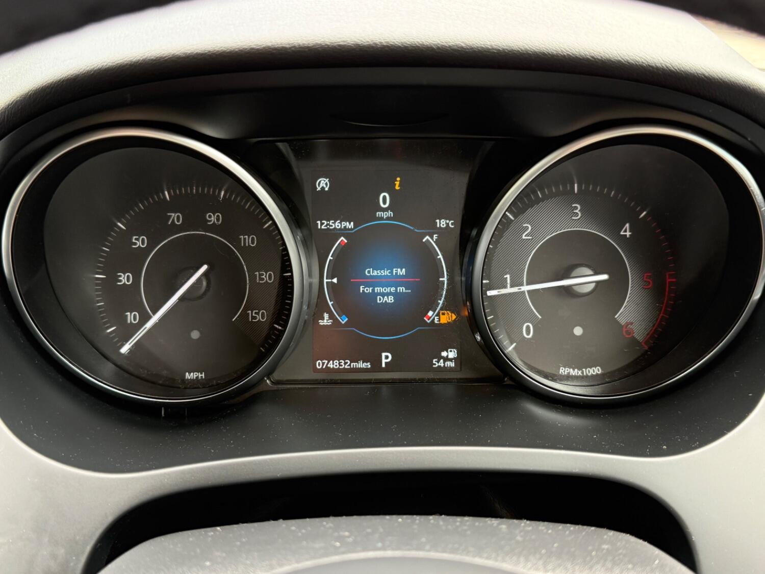Jaguar E Pace