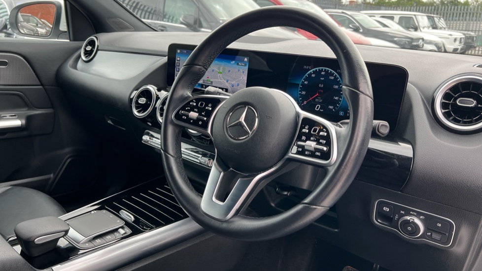Mercedes Benz GLA Class