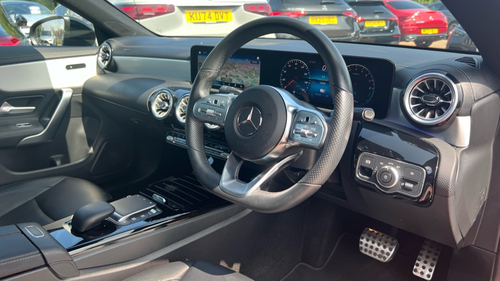 Mercedes Benz CLA