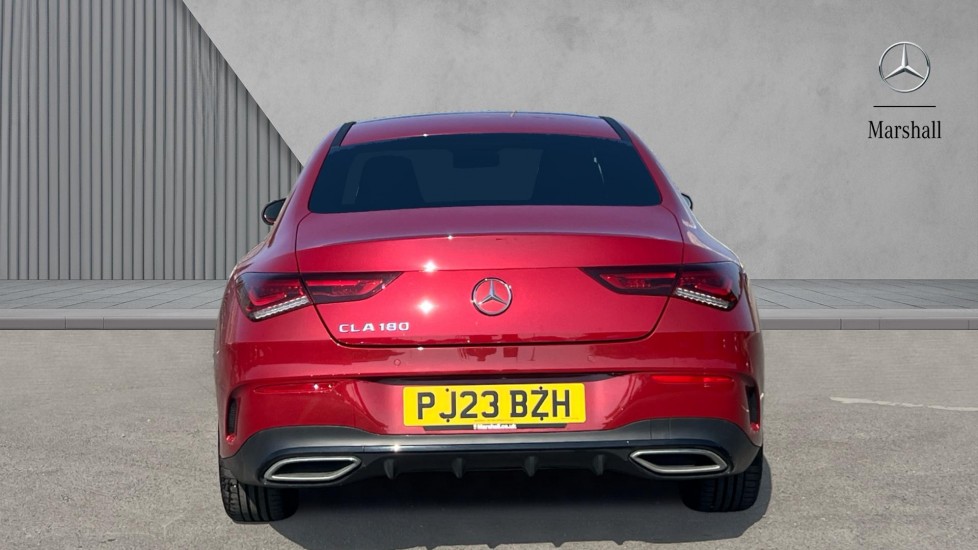 Mercedes Benz CLA