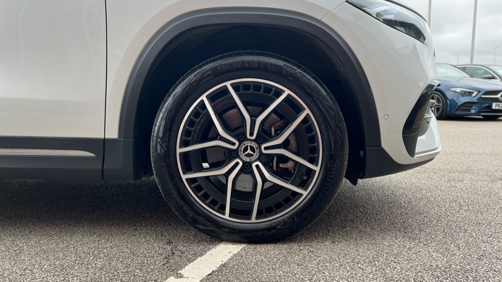 Mercedes Benz EQA