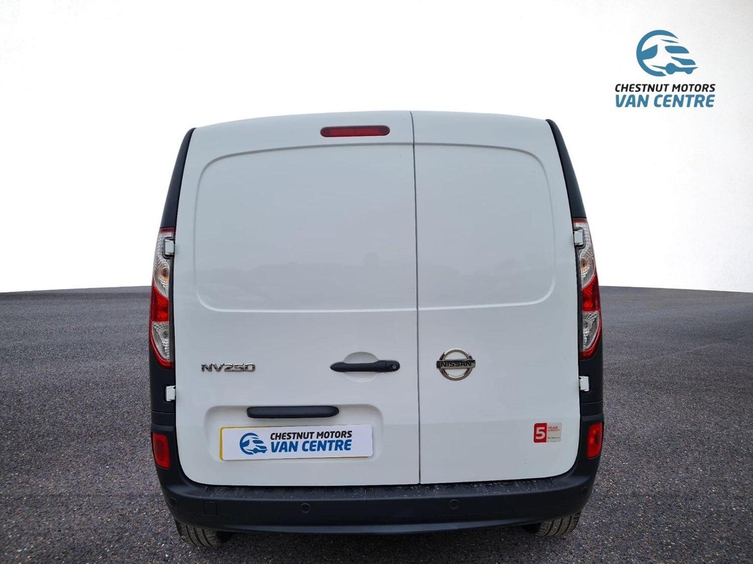Nissan NV250