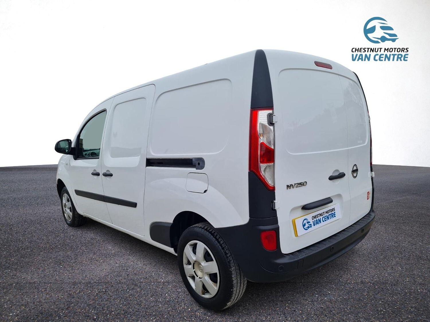 Nissan NV250
