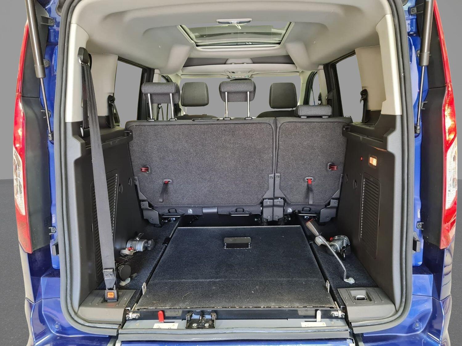 Ford Tourneo