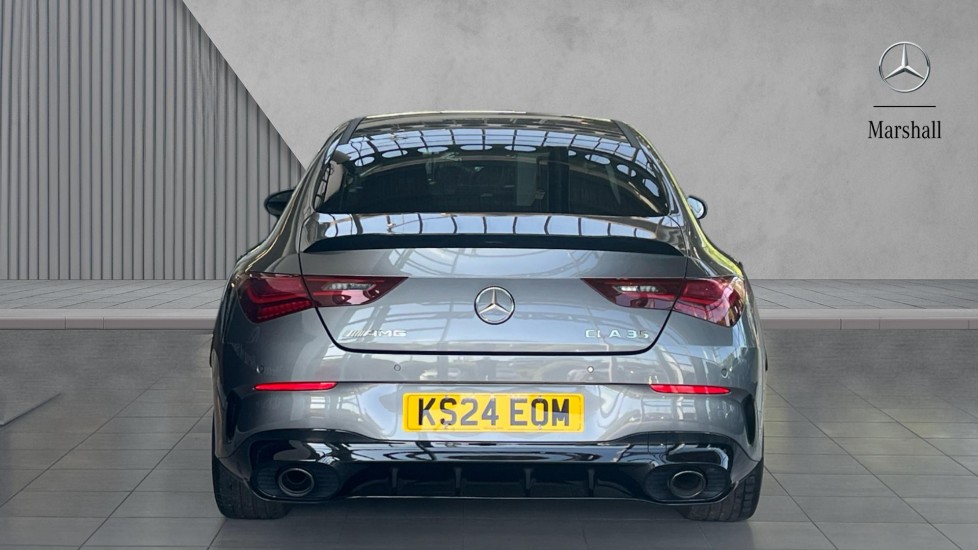 Mercedes Benz CLA