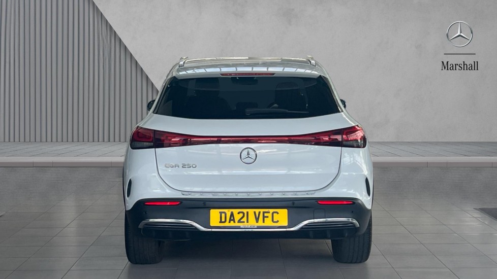 Mercedes Benz EQA
