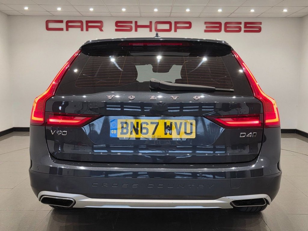 Volvo V90