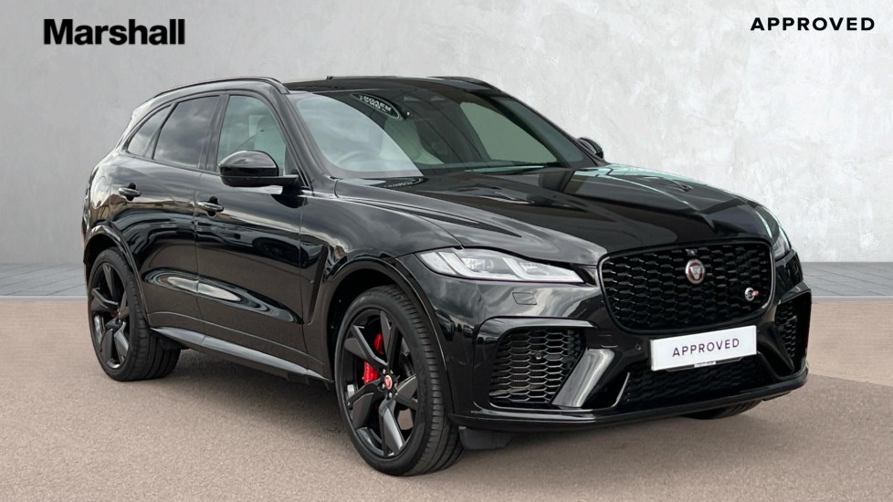 Jaguar F Pace