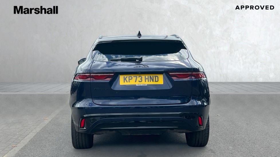 Jaguar F Pace