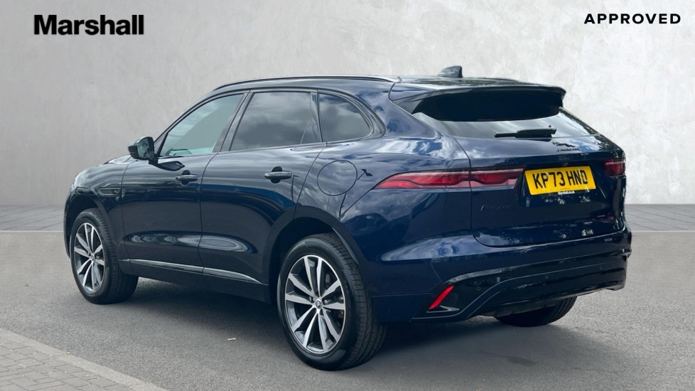 Jaguar F Pace