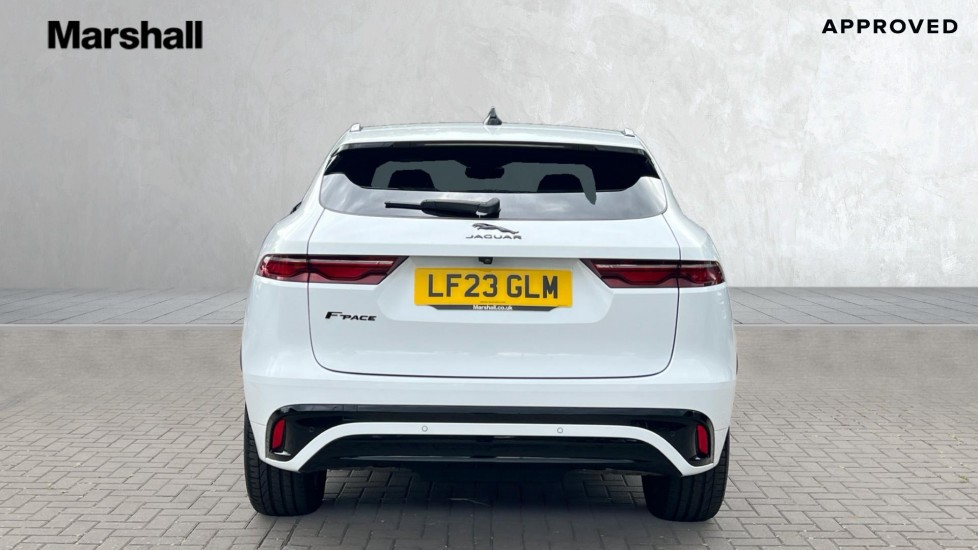 Jaguar F Pace
