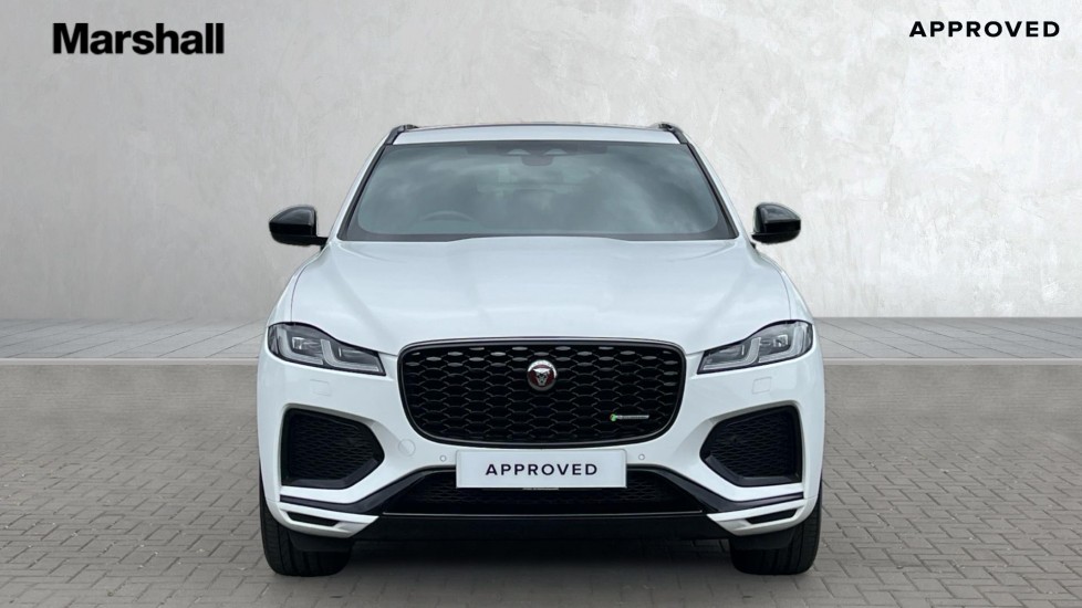 Jaguar F Pace