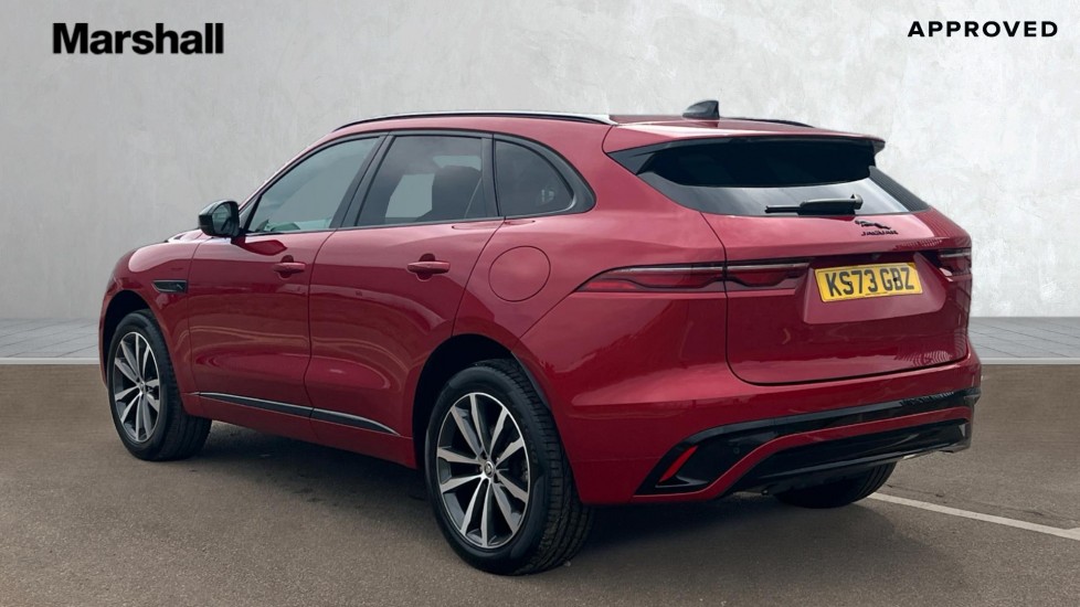 Jaguar F Pace