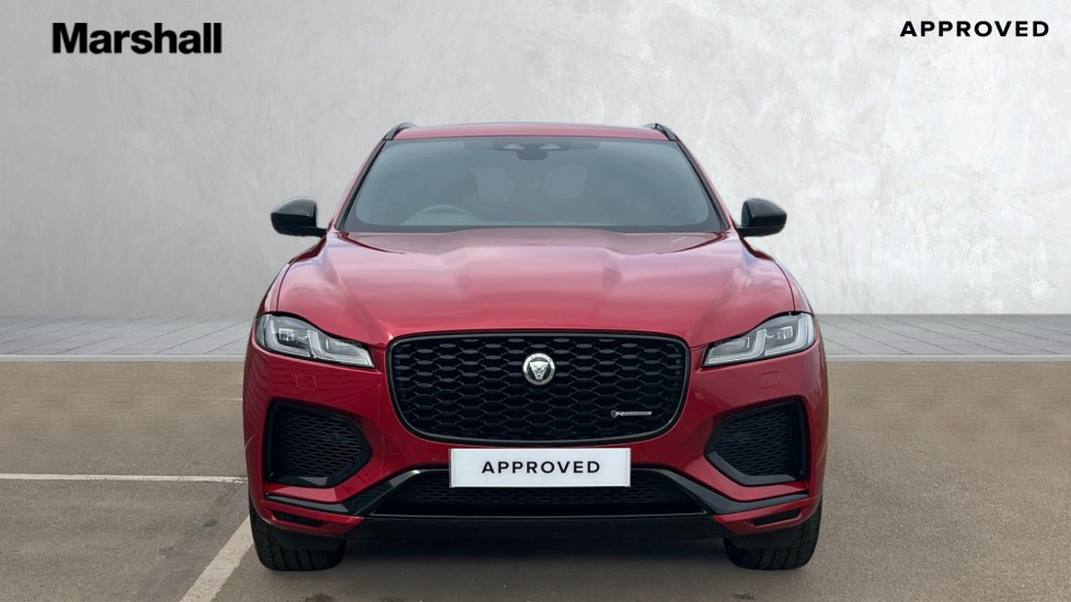 Jaguar F Pace