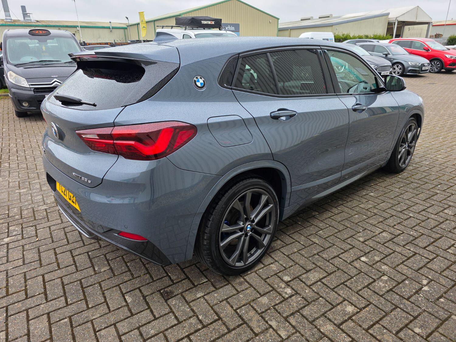 BMW X2