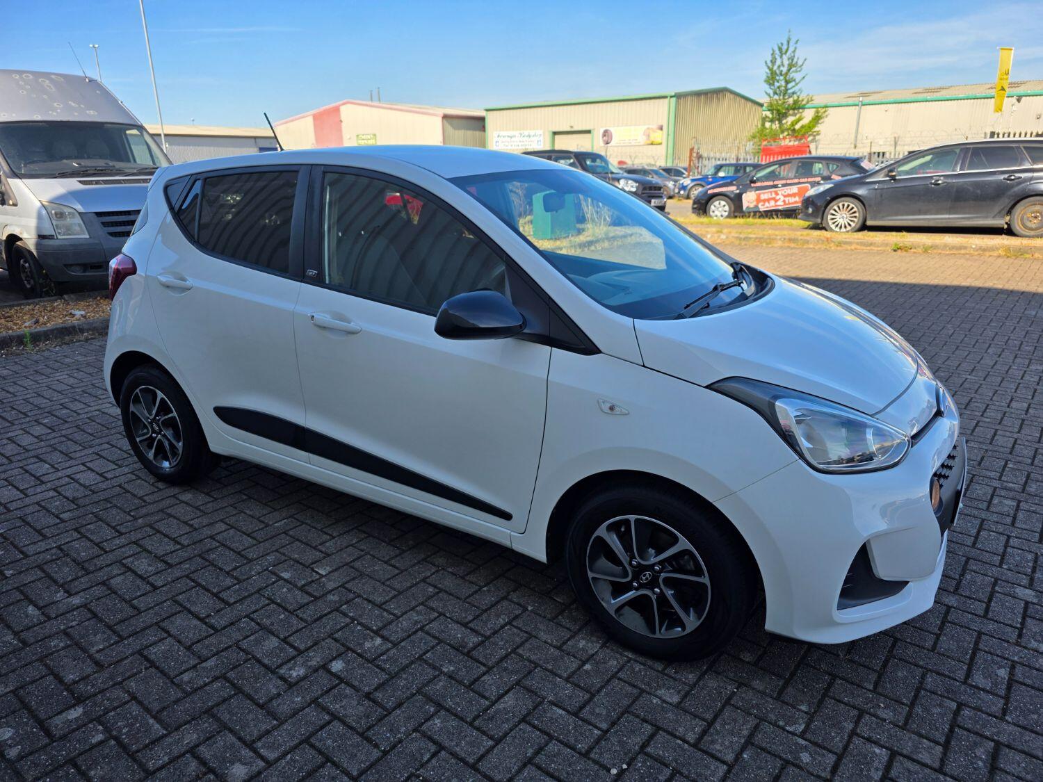 Hyundai i10