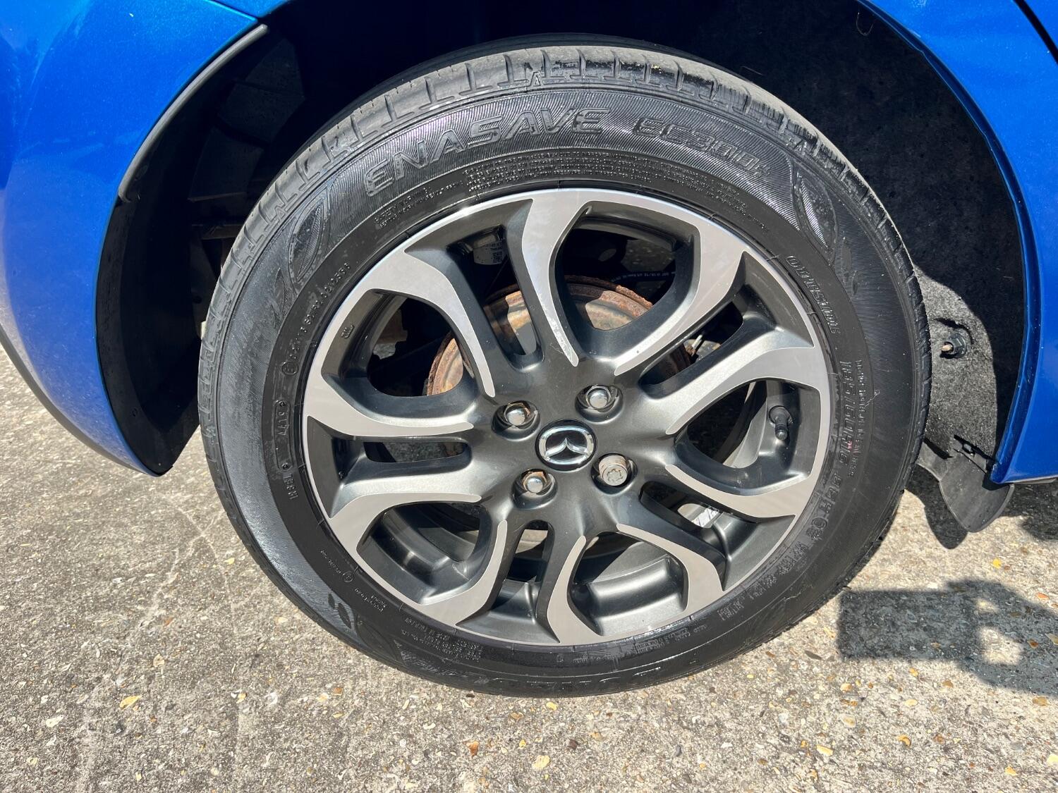 Mazda 2