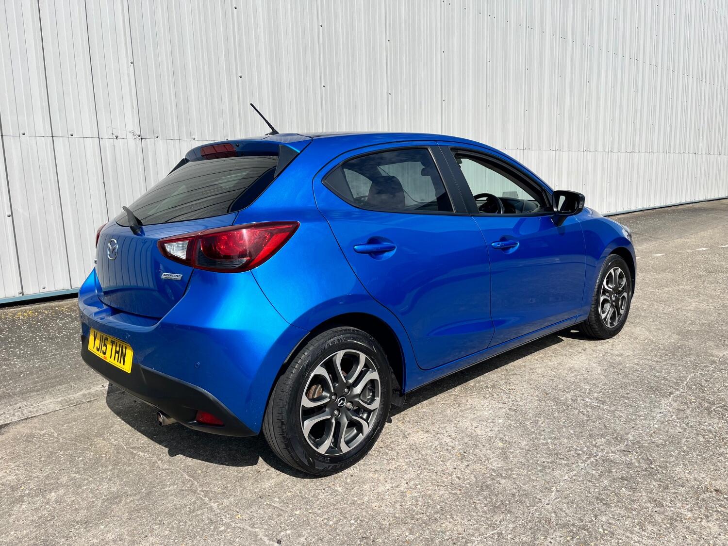 Mazda 2