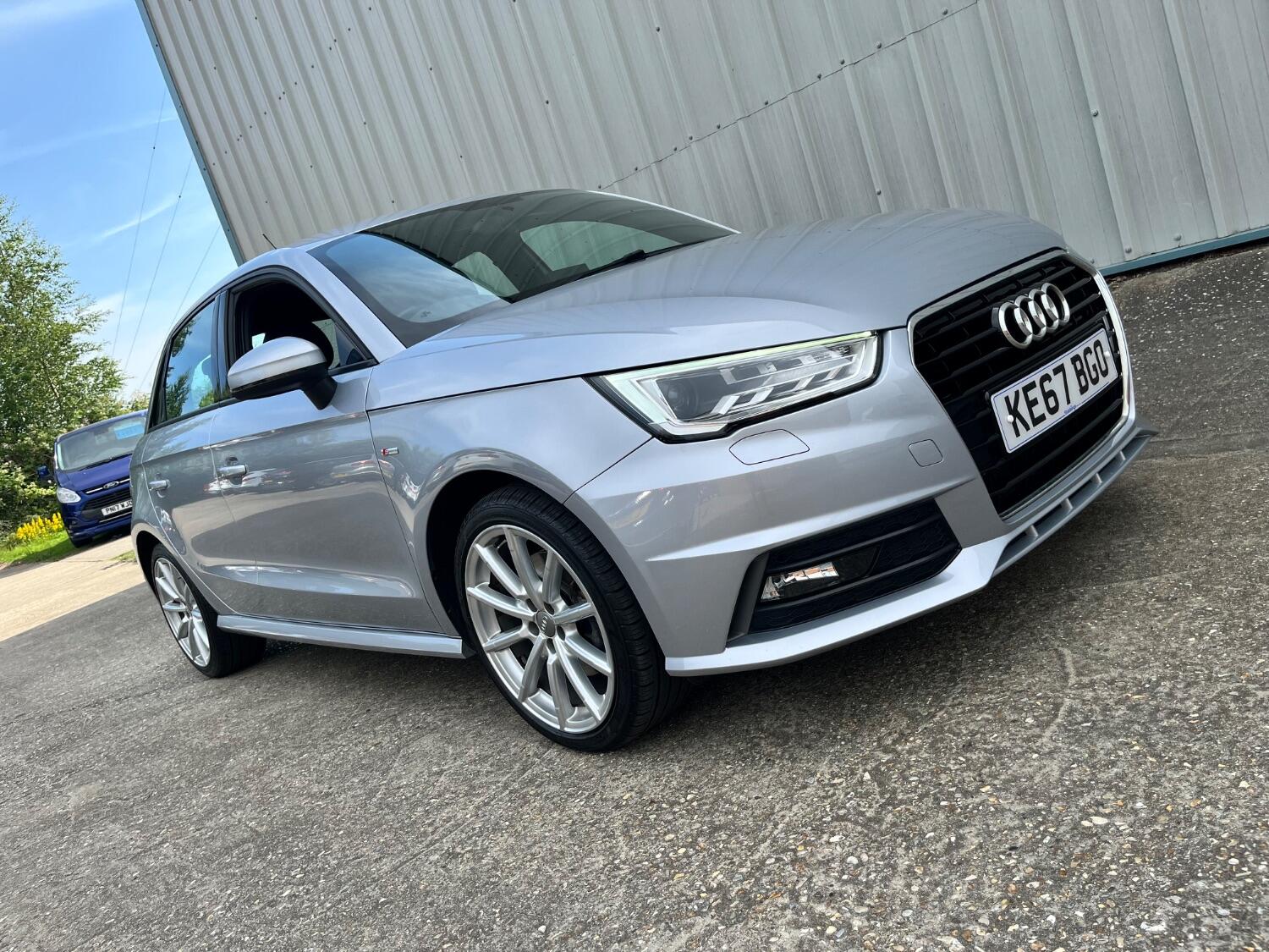 Audi A1