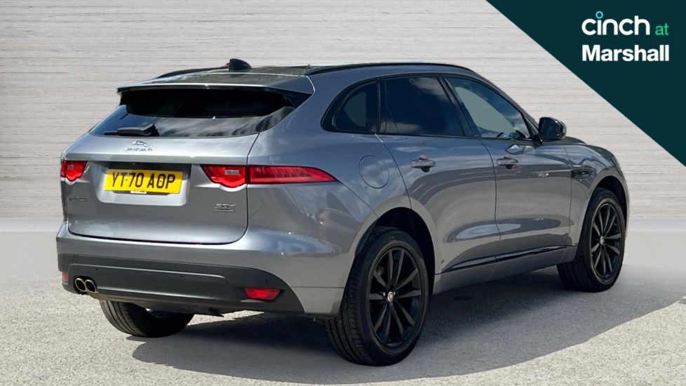 Jaguar F Pace