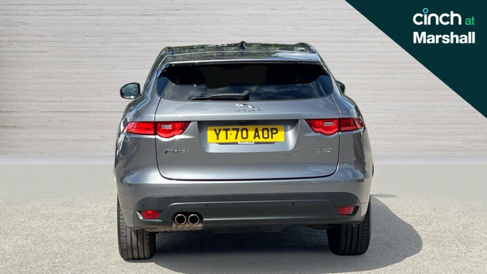 Jaguar F Pace