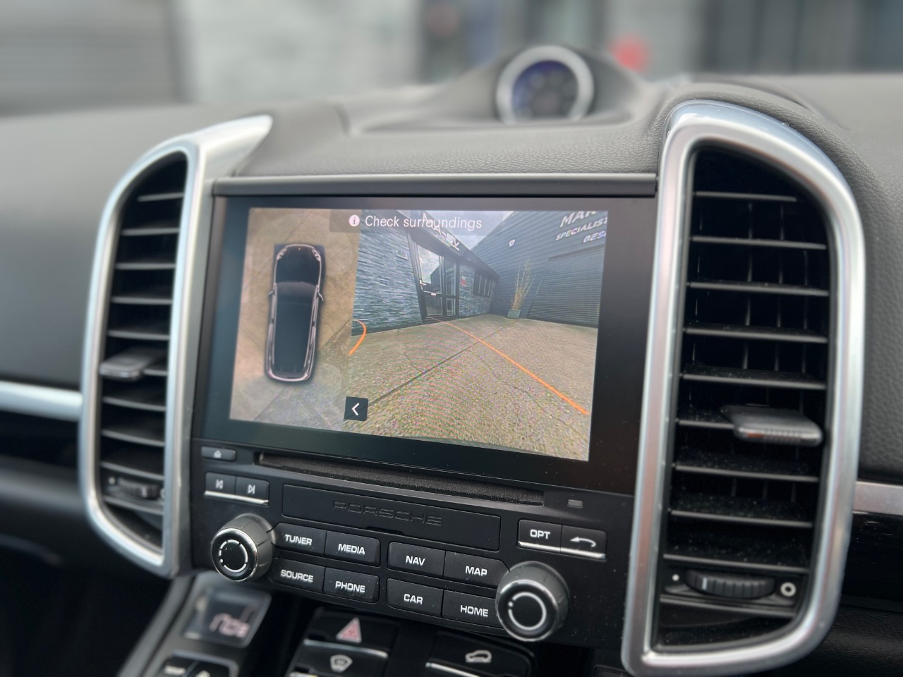 Porsche Cayenne
