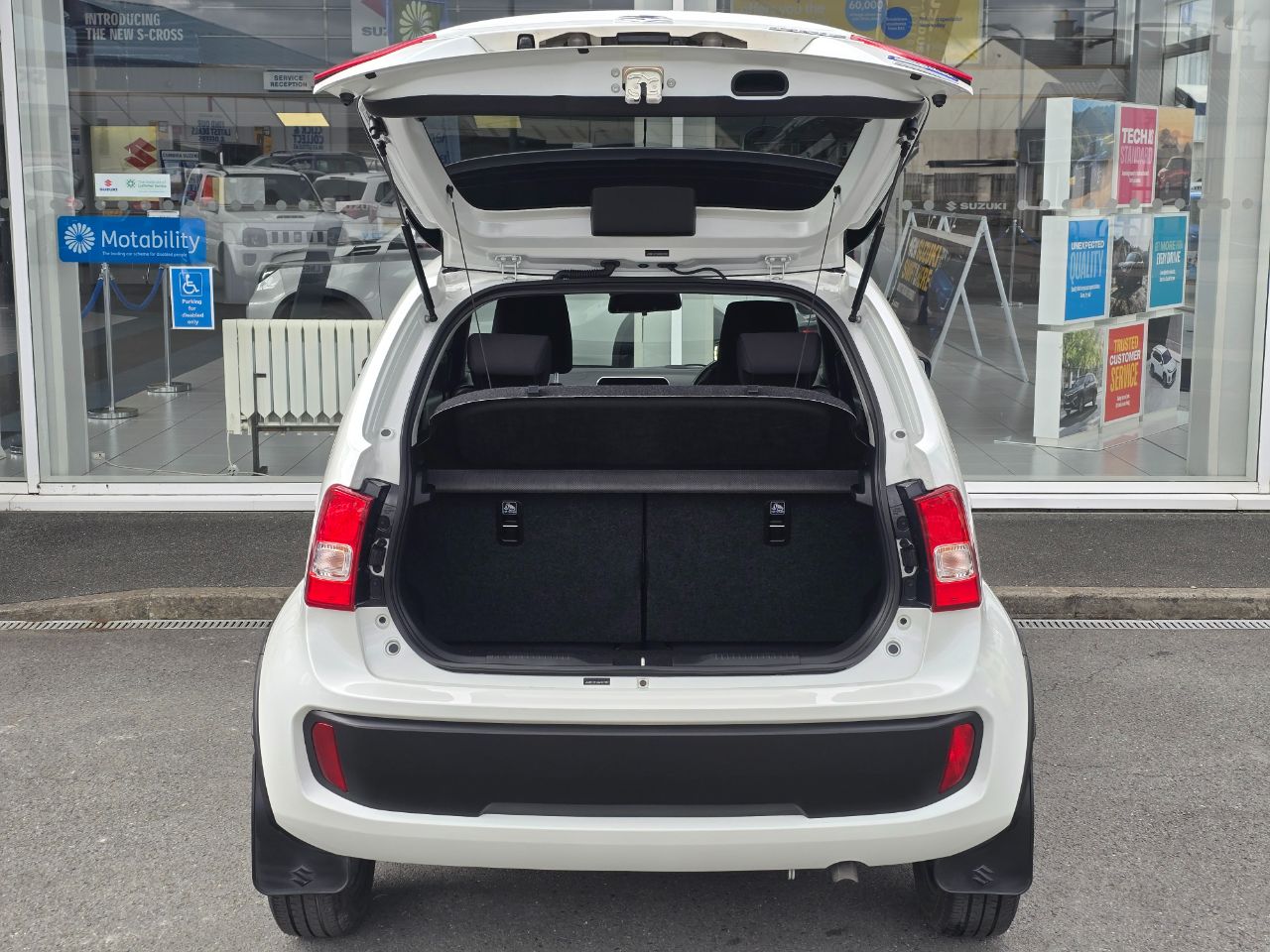 Suzuki Ignis