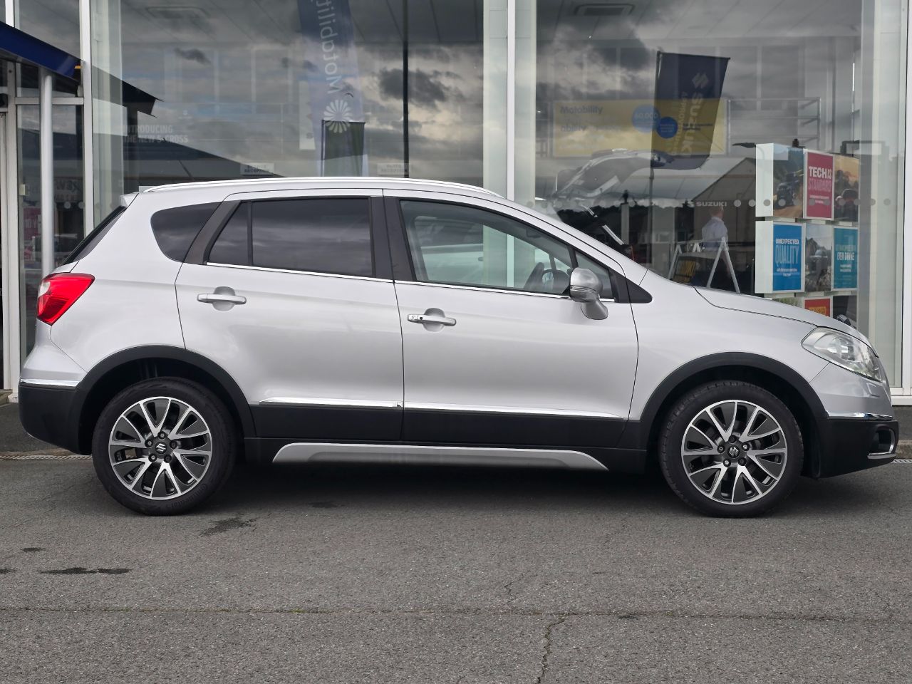 Suzuki SX4