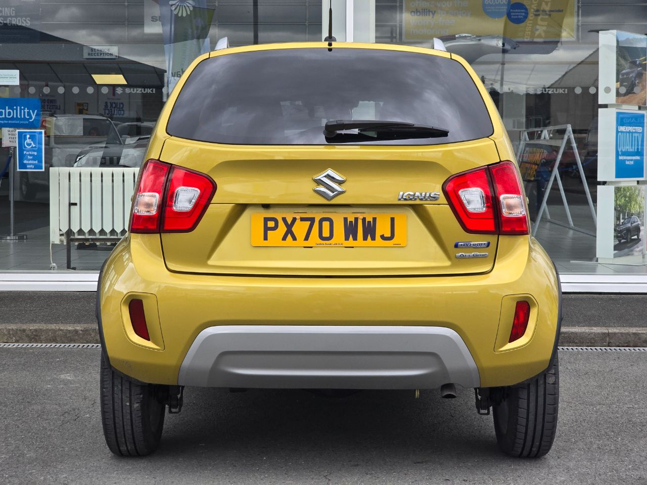 Suzuki Ignis