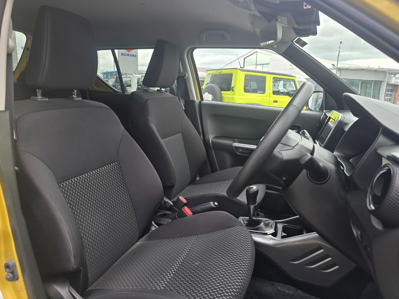 Suzuki Ignis