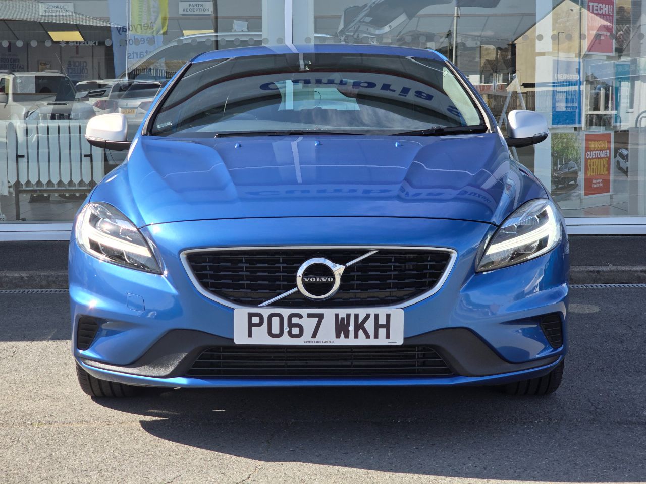 Volvo V40