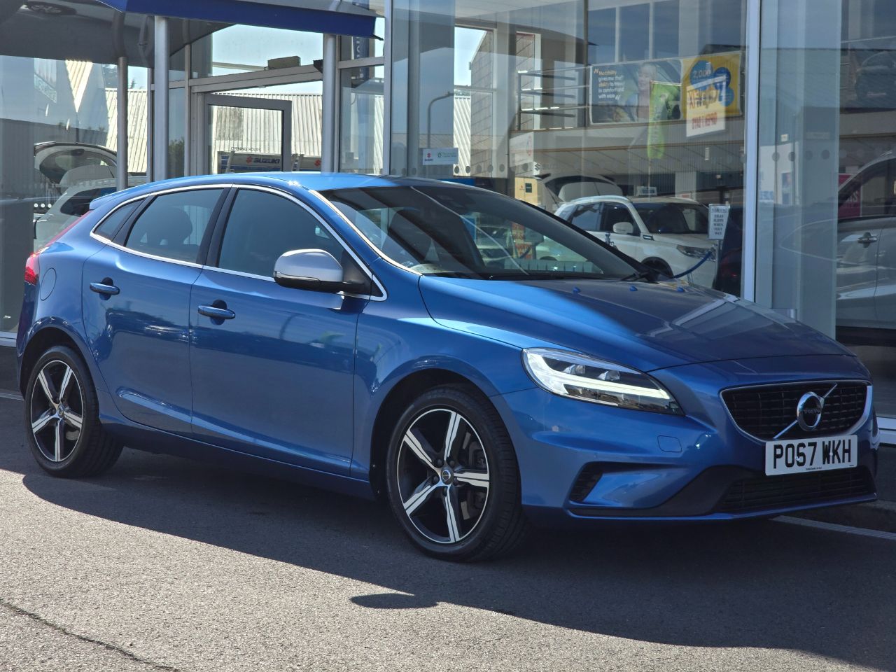 Volvo V40