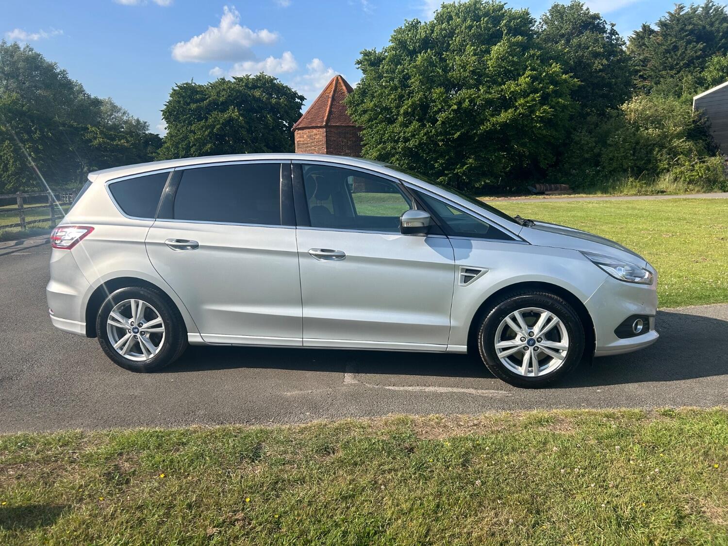 Ford S Max